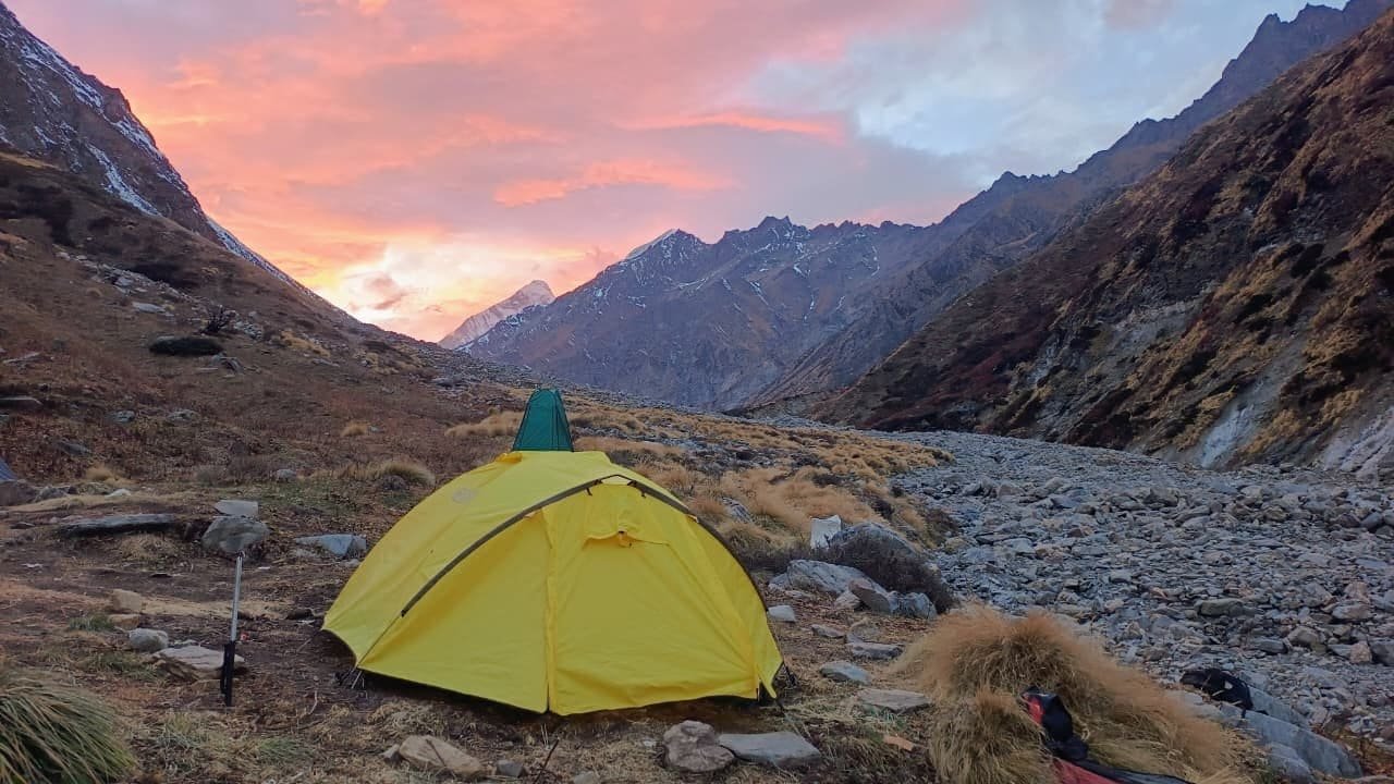 Johar Valley campsite with Himalayan sunset in Munsiyari